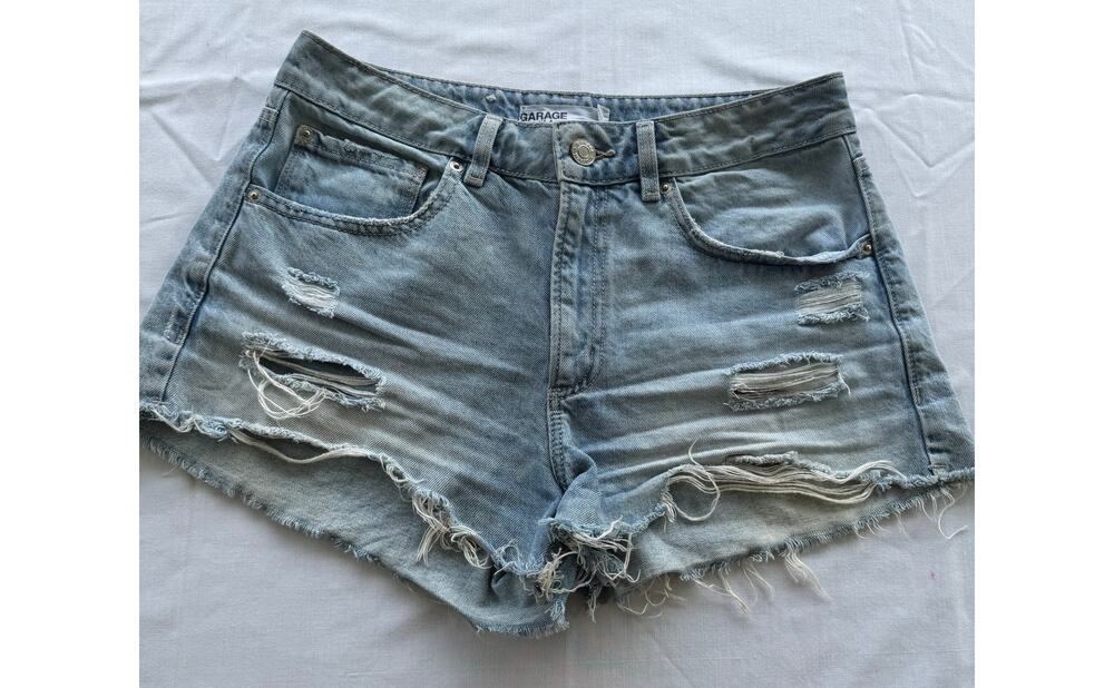 Boho Indie Garage Denim Festival Distressed Cutoff Shorts 5/27 Y2K Grunge Edgy